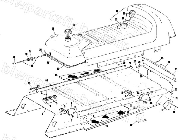 TUNNEL, GAS TANK AND SEAT diagram