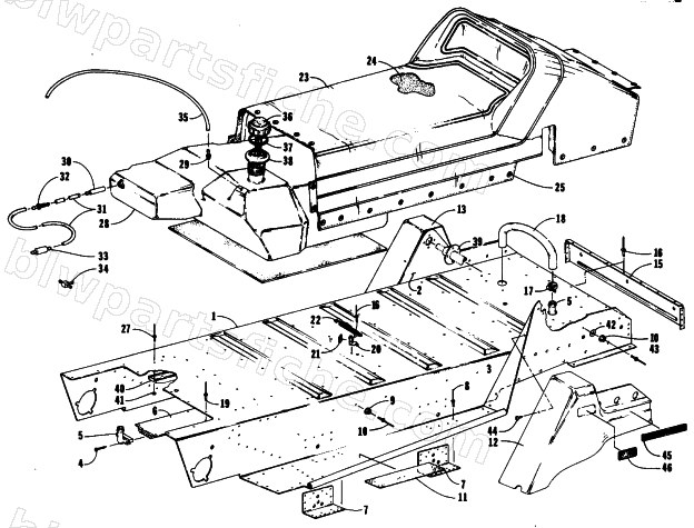 TUNNEL, GAS TANK AND SEAT diagram