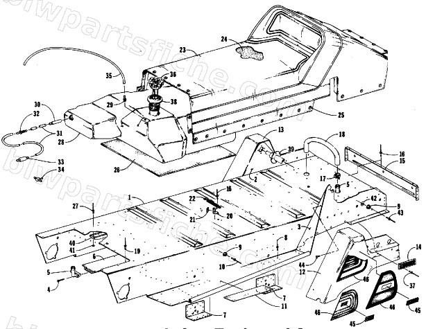 TUNNEL, GAS TANK AND SEAT diagram