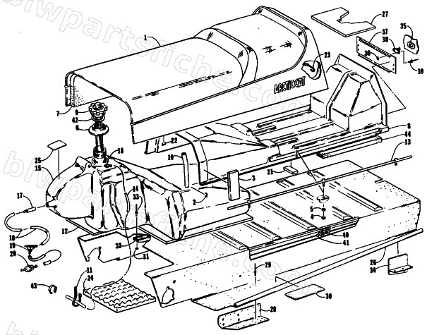 TUNNEL, GAS TANK AND SEAT diagram