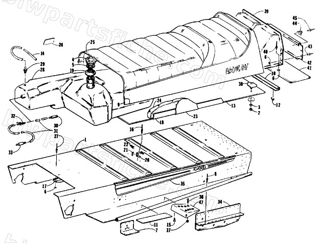TUNNEL, GAS TANK AND SEAT diagram